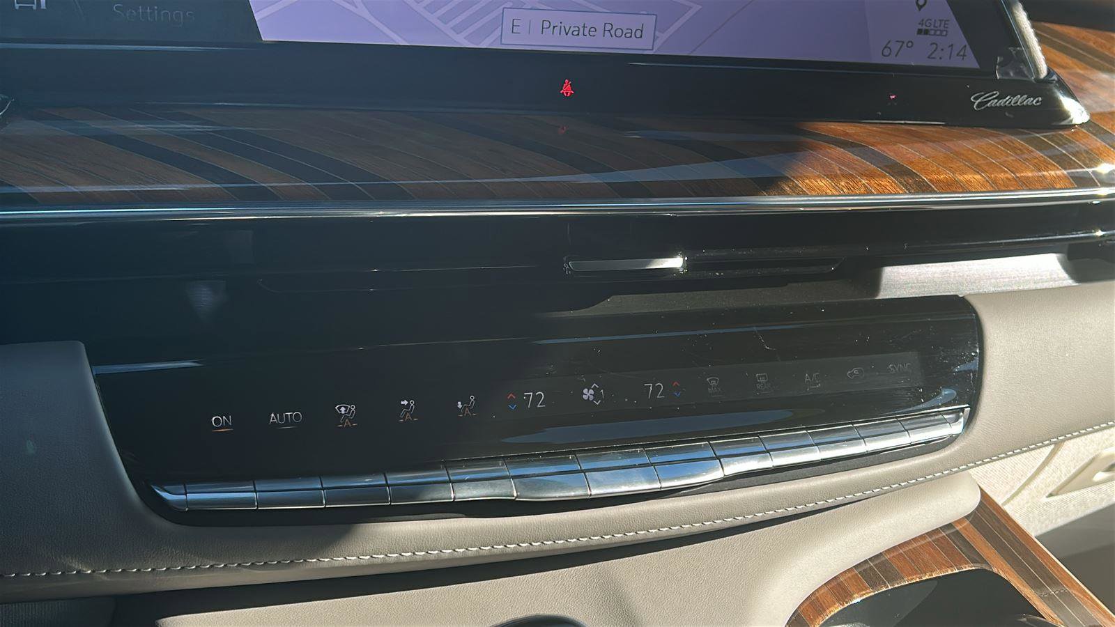 Certified 2024 Cadillac Escalade Sport Platinum w/ Heavy-Duty Trailer Package image 26