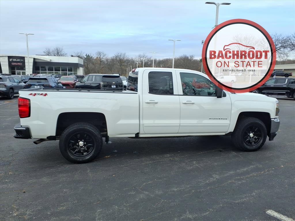 Used 2018 Chevrolet Silverado 1500 LT w/ Trailering Package image 8