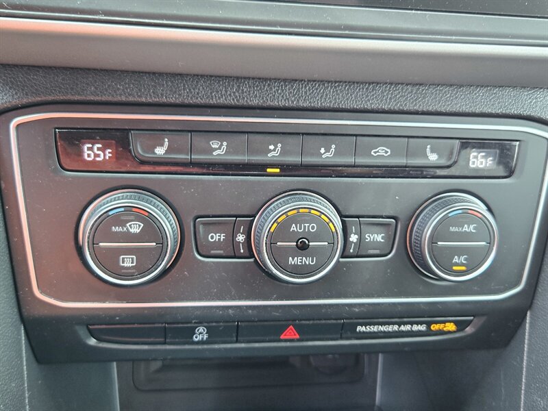 Used 2021 Volkswagen Atlas Cross Sport SE AWD/4WD image 21
