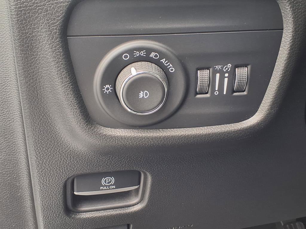 Certified 2022 Jeep Grand Cherokee L Limited image 21