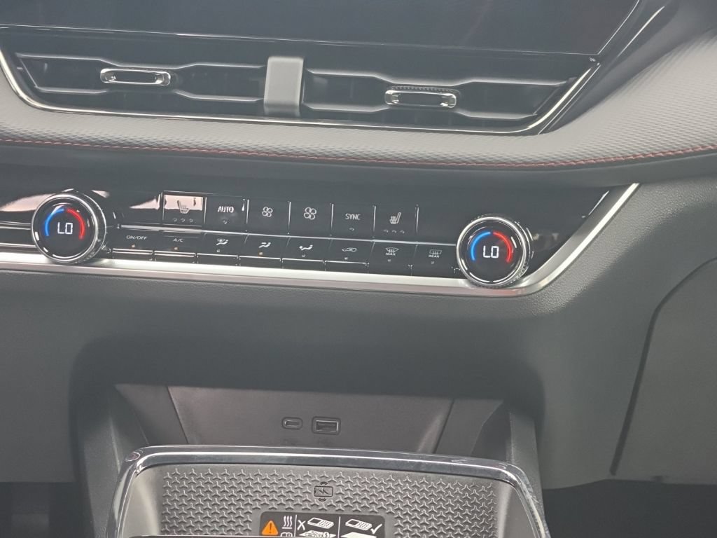 New 2027 Chevrolet Equinox RS w/ Safety and Technology Package FWD image 13