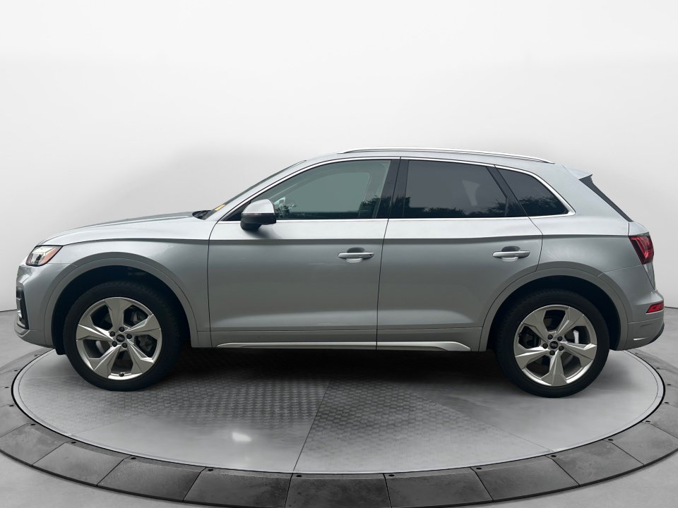 Used 2021 Audi Q5 2.0T Premium Plus w/ Premium Plus Package AWD/4WD image 4
