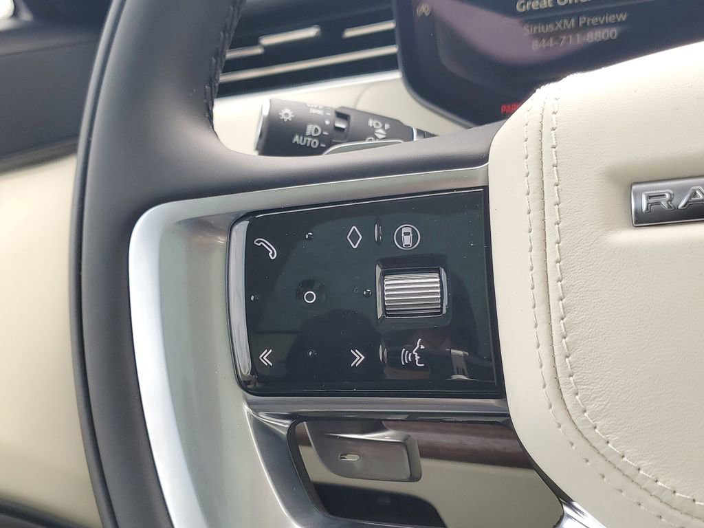 New 2026 Land Rover Range Rover Long Wheelbase SE AWD/4WD image 16