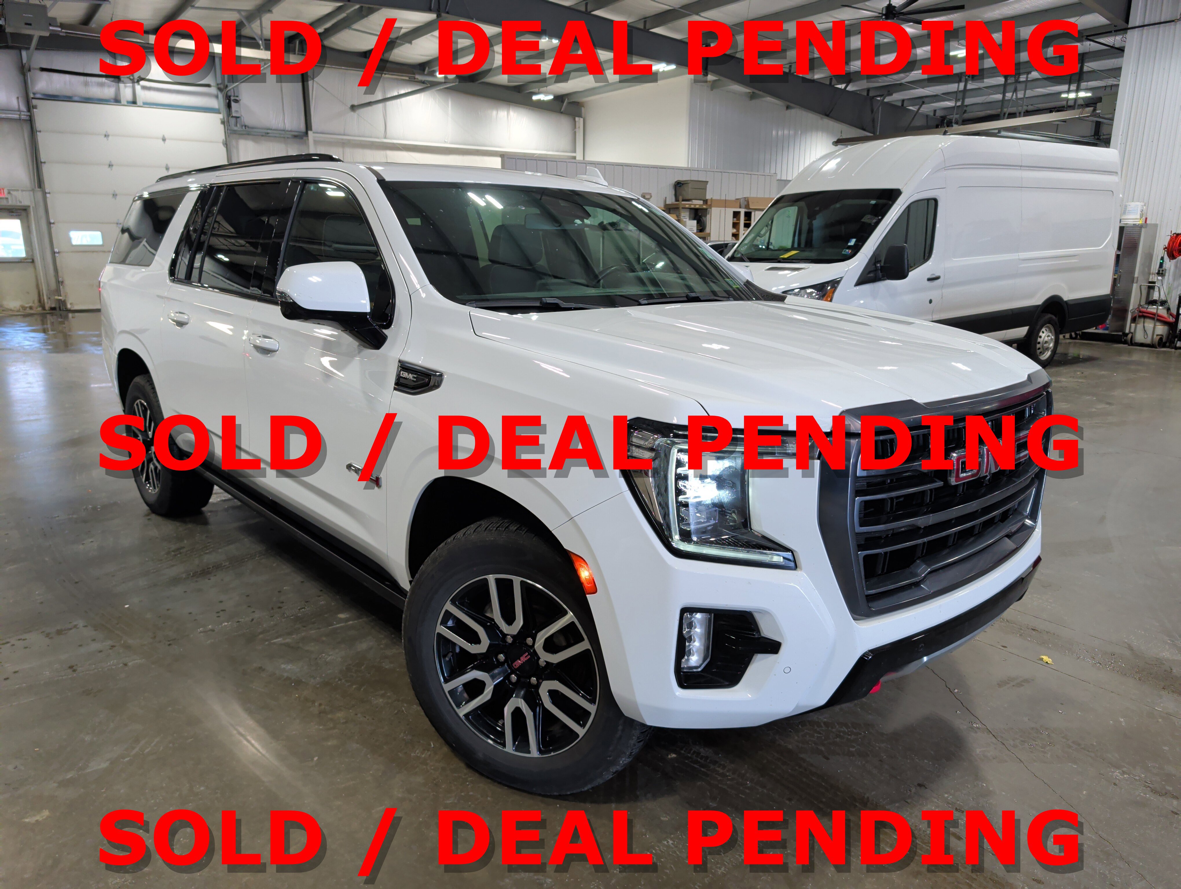 Used 2023 GMC Yukon XL AT4 w/ Technology Package