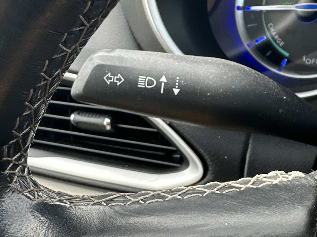 Used 2021 Chrysler Pacifica Touring-L FWD image 26