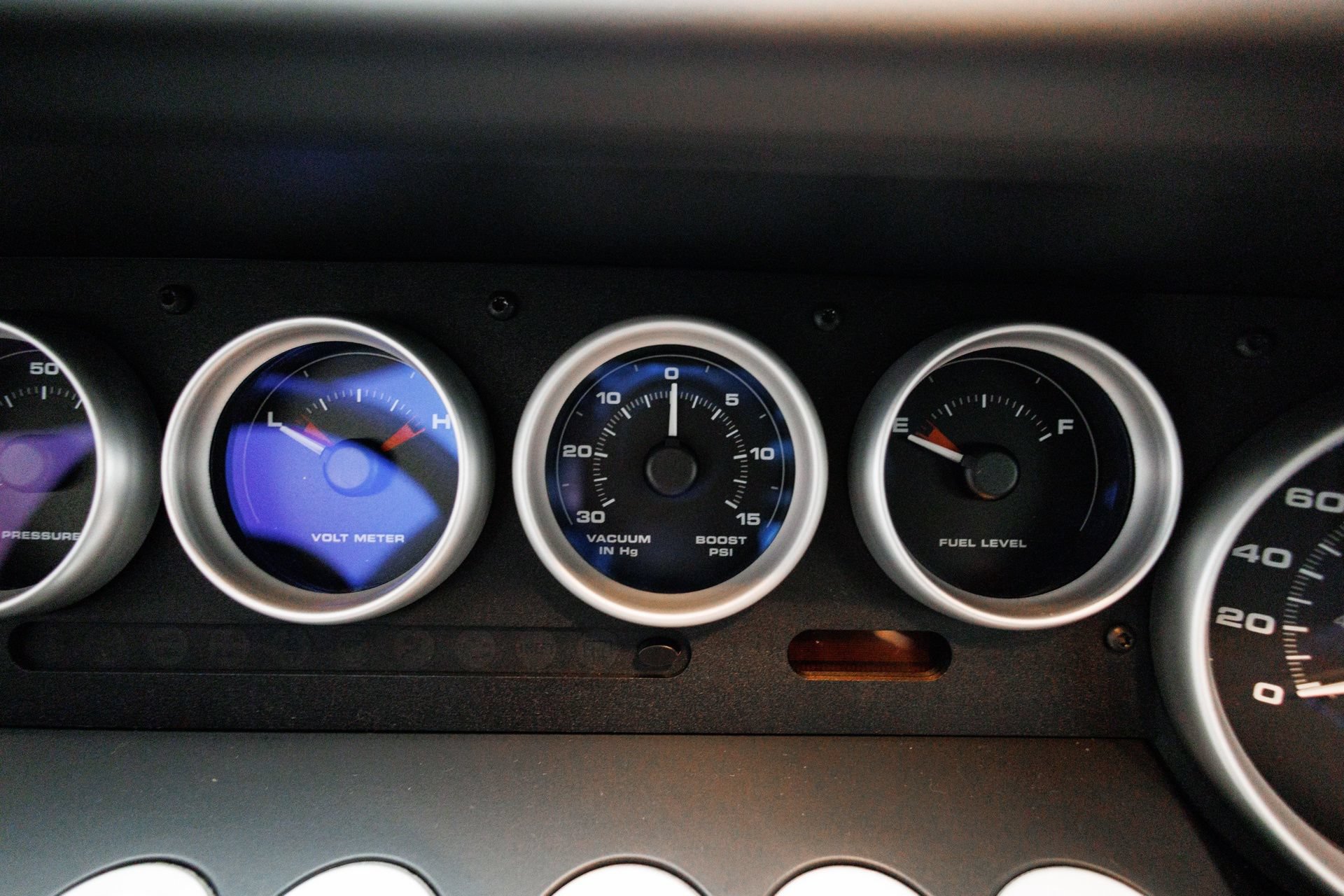 Used 2006 Ford GT RWD image 41