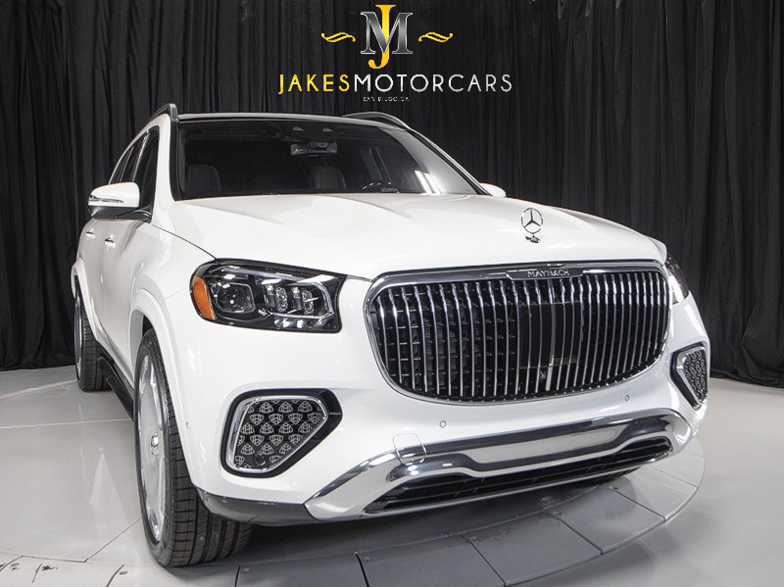 Used 2024 Mercedes-Benz Maybach GLS 600 4MATIC image 17