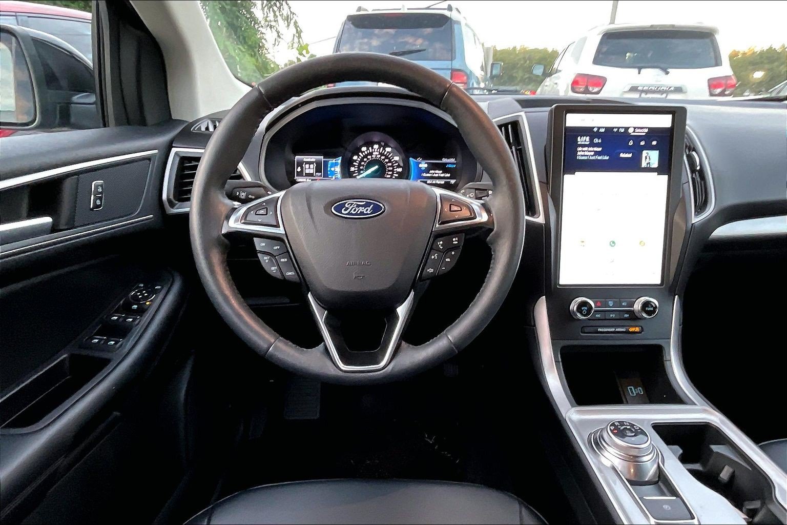 Certified 2024 Ford Edge SEL w/ Convenience Package AWD/4WD image 5