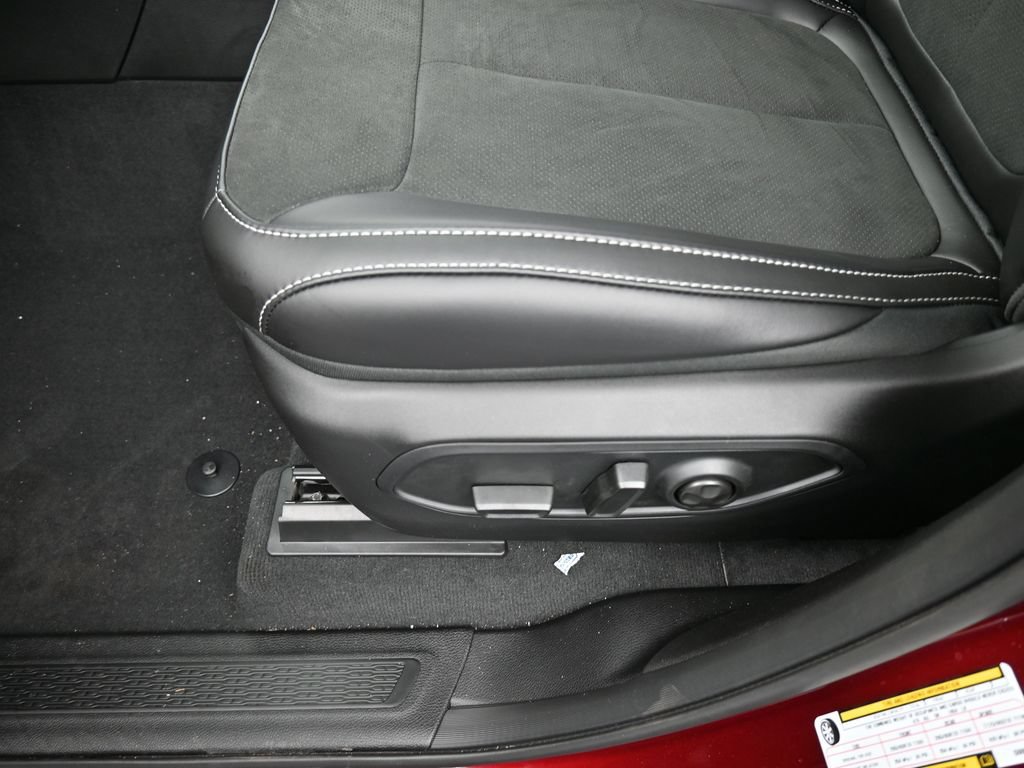 New 2025 Jeep Grand Cherokee 4WD image 16