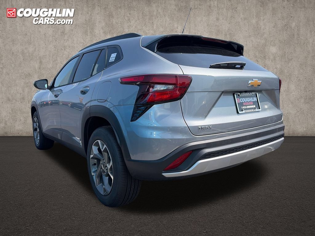New 2026 Chevrolet Trax LT FWD image 5