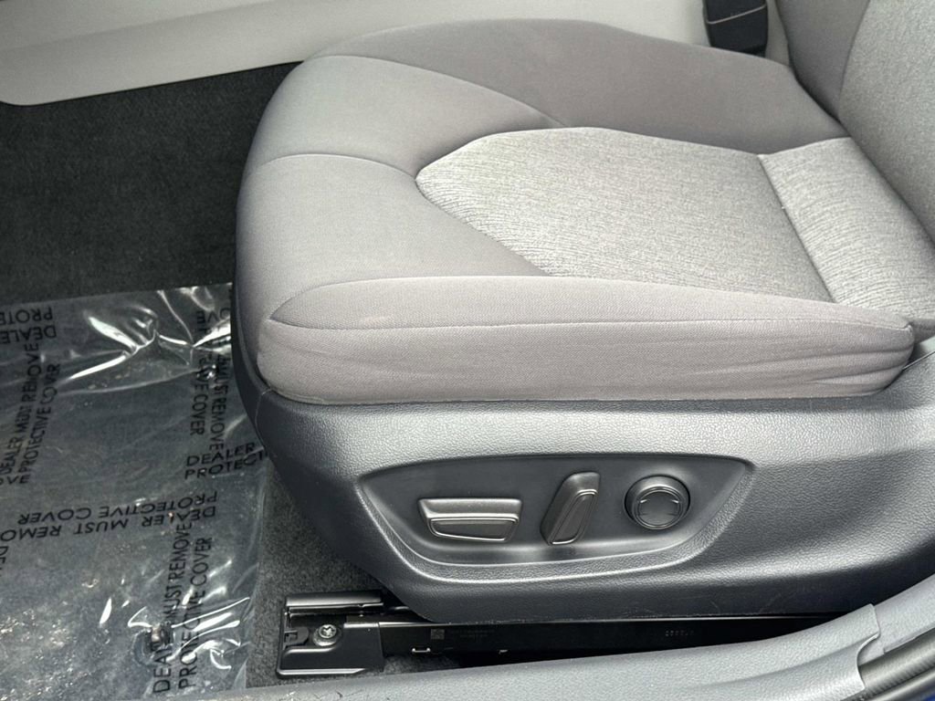 Used 2023 Toyota Camry LE image 25