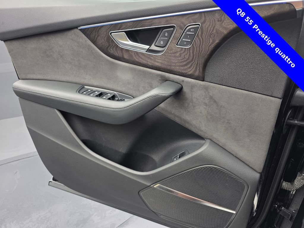 Used 2020 Audi Q8 Prestige image 24