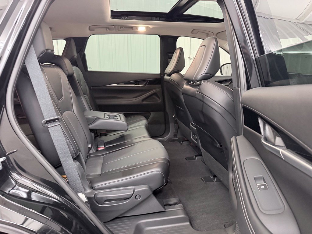 Certified 2024 INFINITI QX60 Pure FWD image 38