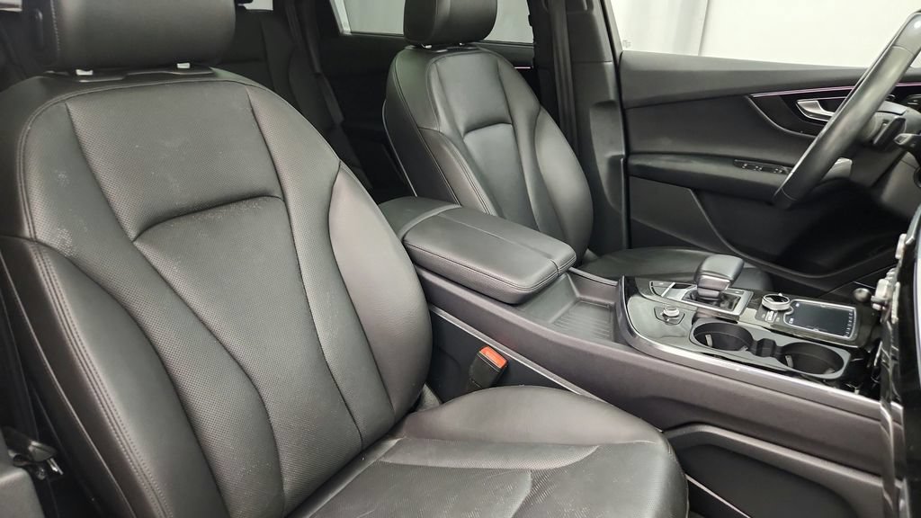 Used 2018 Audi Q7 3.0T Prestige w/ Prestige Package AWD/4WD image 50