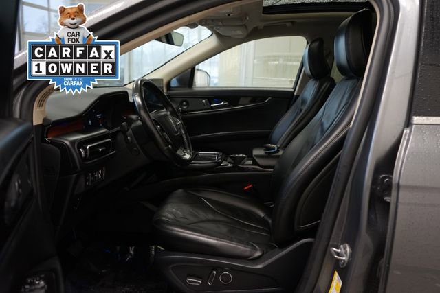 Used 2022 Lincoln Nautilus Reserve image 21