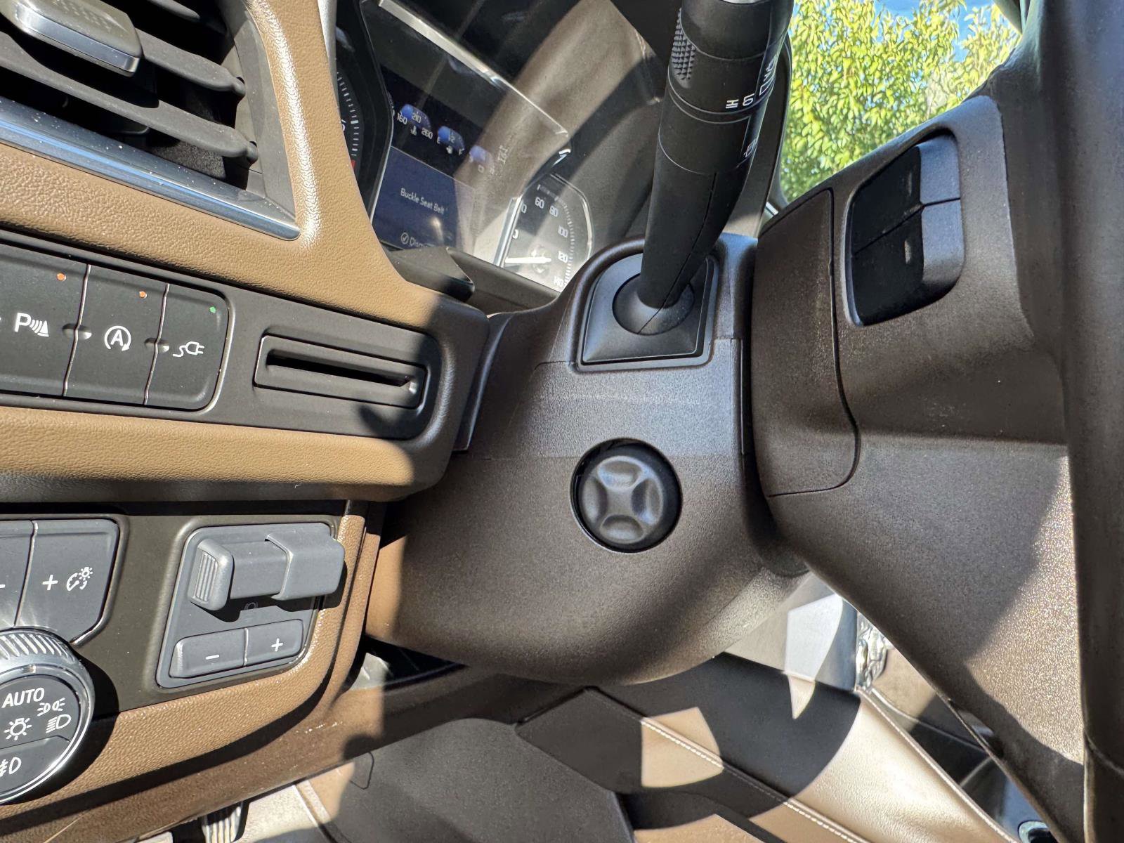 Used 2021 GMC Yukon SLT w/ SLT Luxury Plus Package image 21