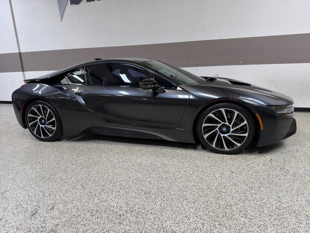 Used 2015 BMW i8 image 25