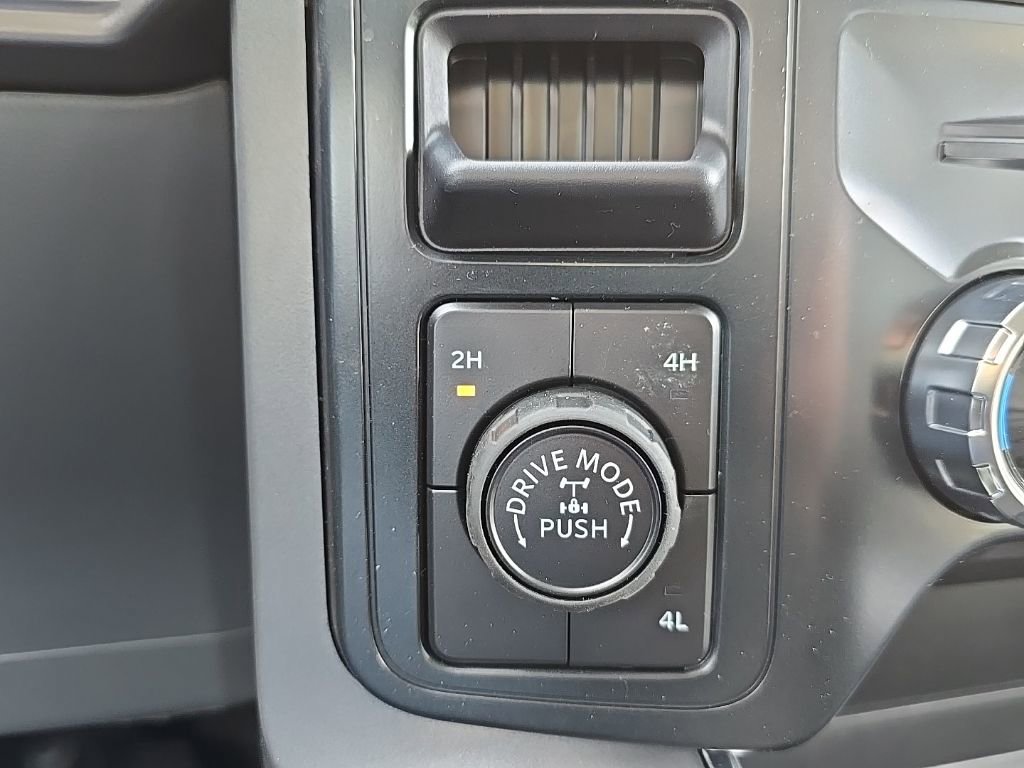 New 2025 Ford F150 XLT w/ Equipment Group 302A MID image 44