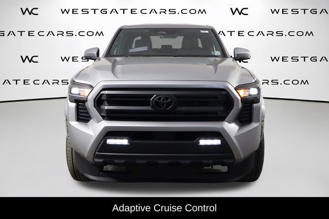 Used 2025 Toyota Tacoma SR5 AWD/4WD image 2