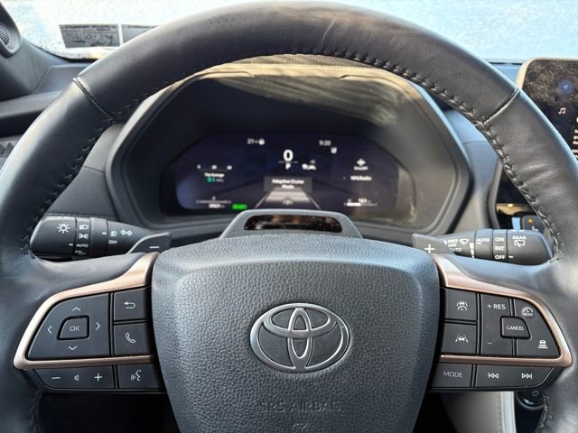 Used 2024 Toyota Grand Highlander AWD Hybrid image 21