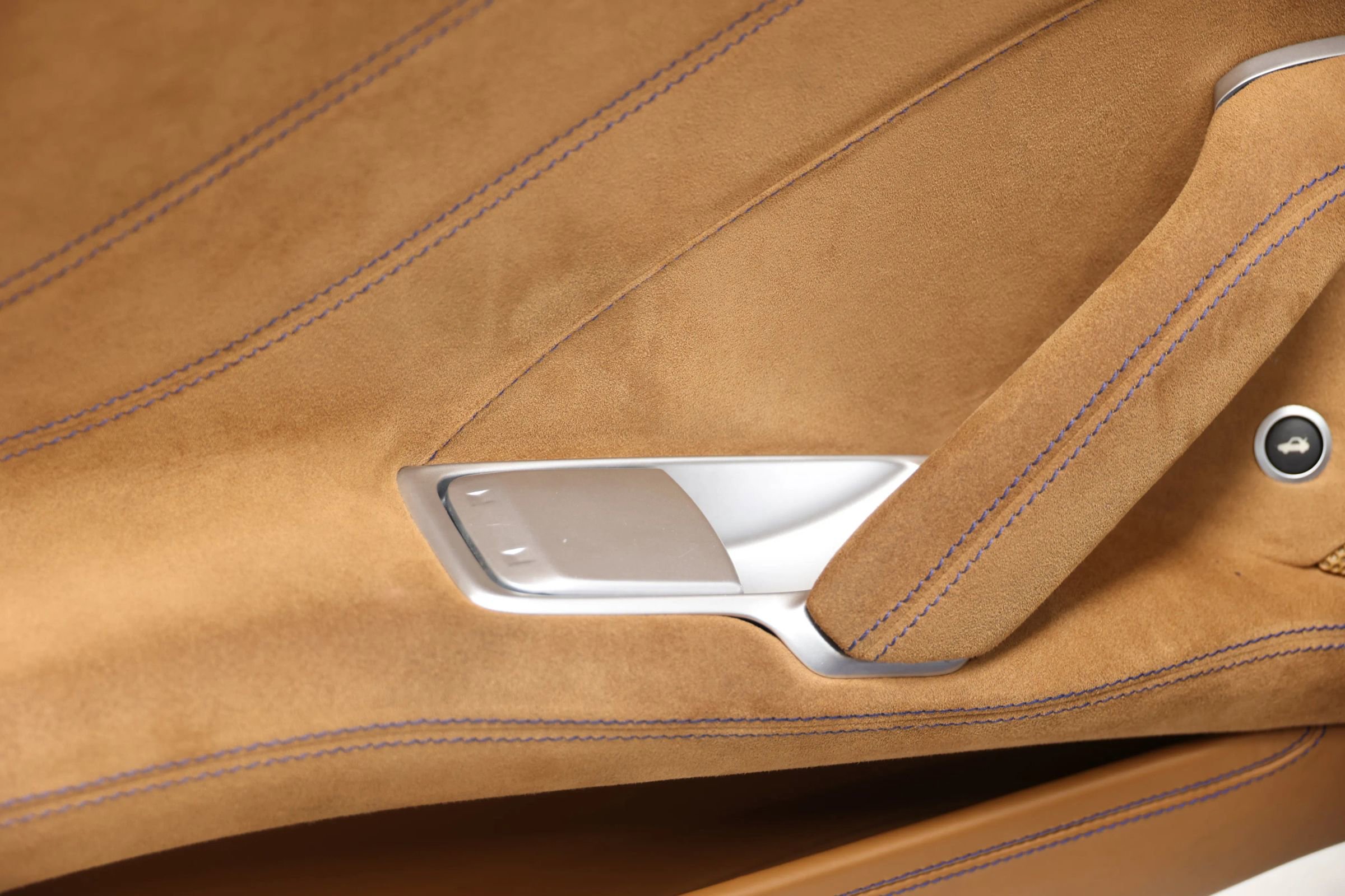 Used 2017 Ferrari California T image 15