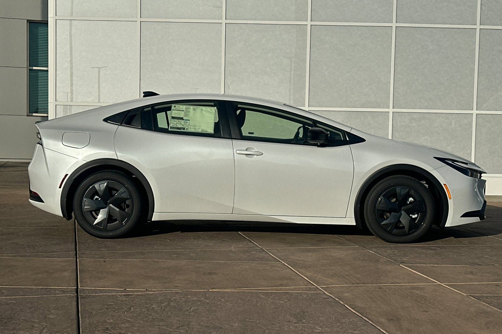 New 2026 Toyota Prius Plug-In Hybrid FWD image 3