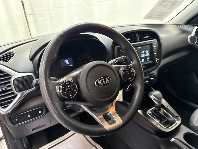 Used 2021 Kia Soul LX image 25