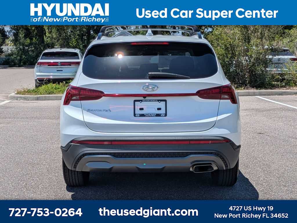 Used 2022 Hyundai Santa Fe XRT FWD image 4