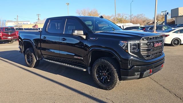 Used 2022 GMC Sierra 1500 AT4X image 2