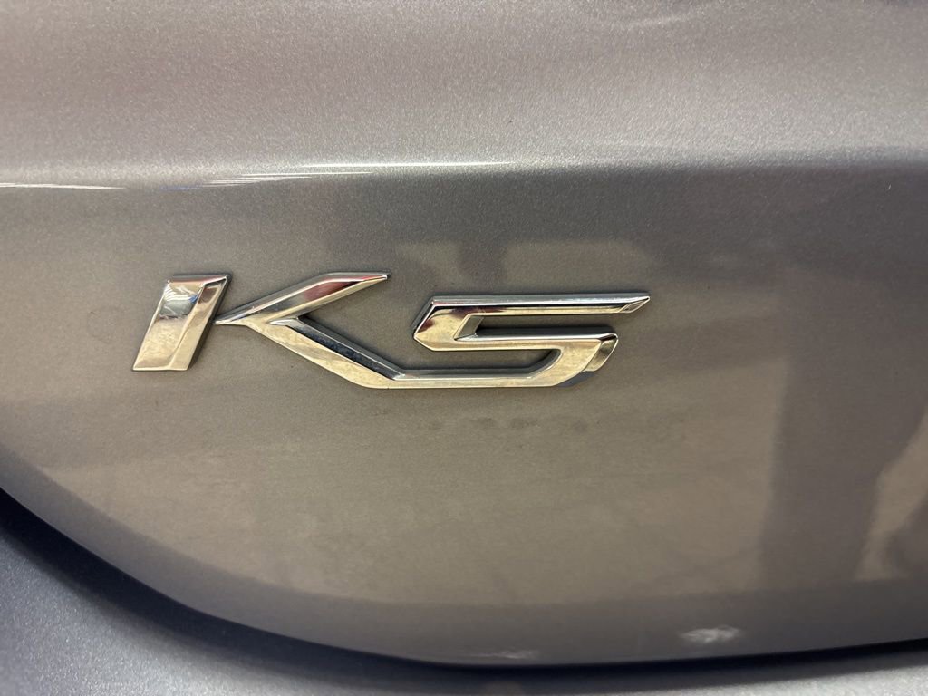 Used 2021 Kia K5 LX image 6