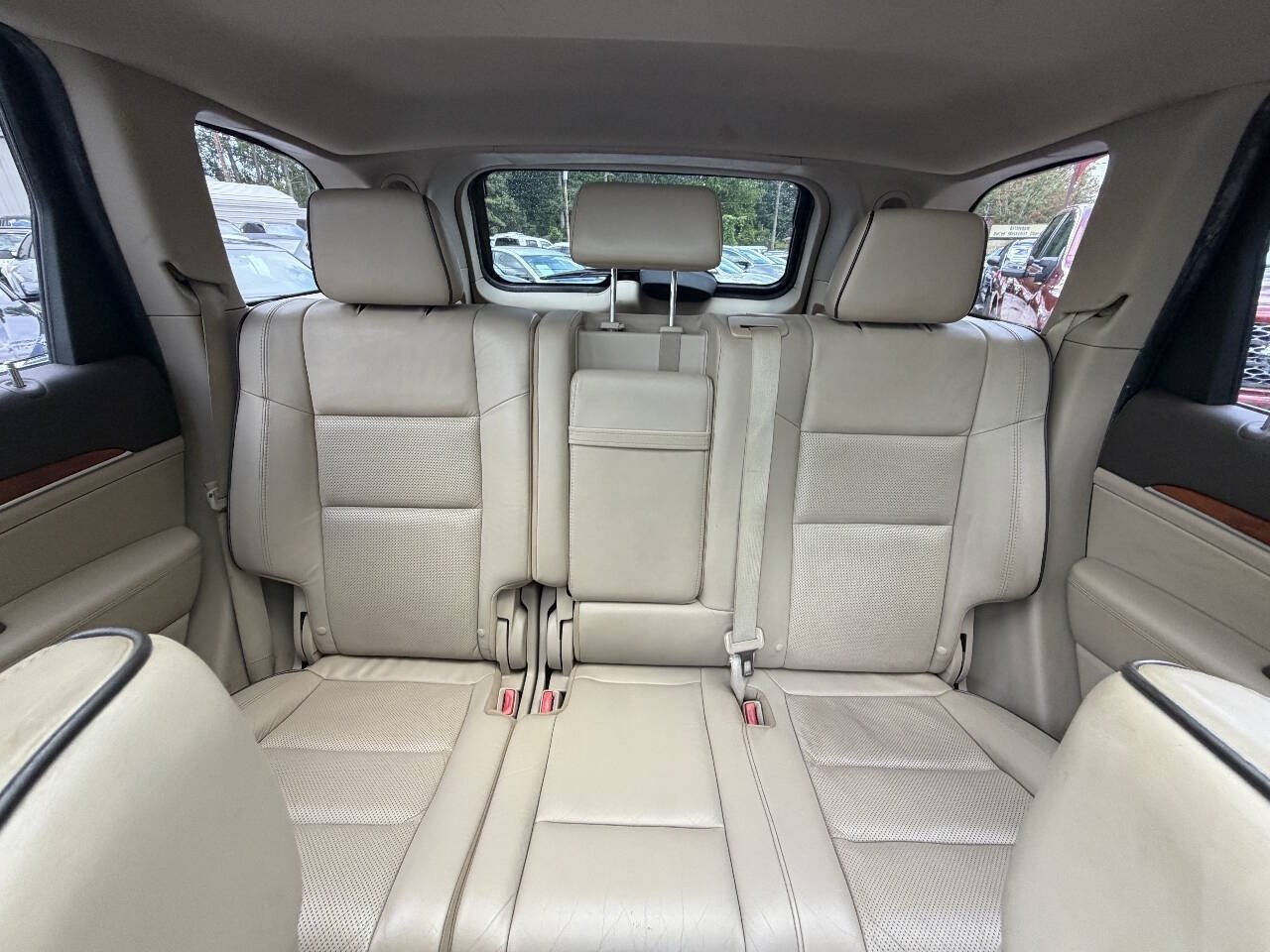 Used 2013 Jeep Grand Cherokee Overland w/ Advance Technology Group RWD image 27