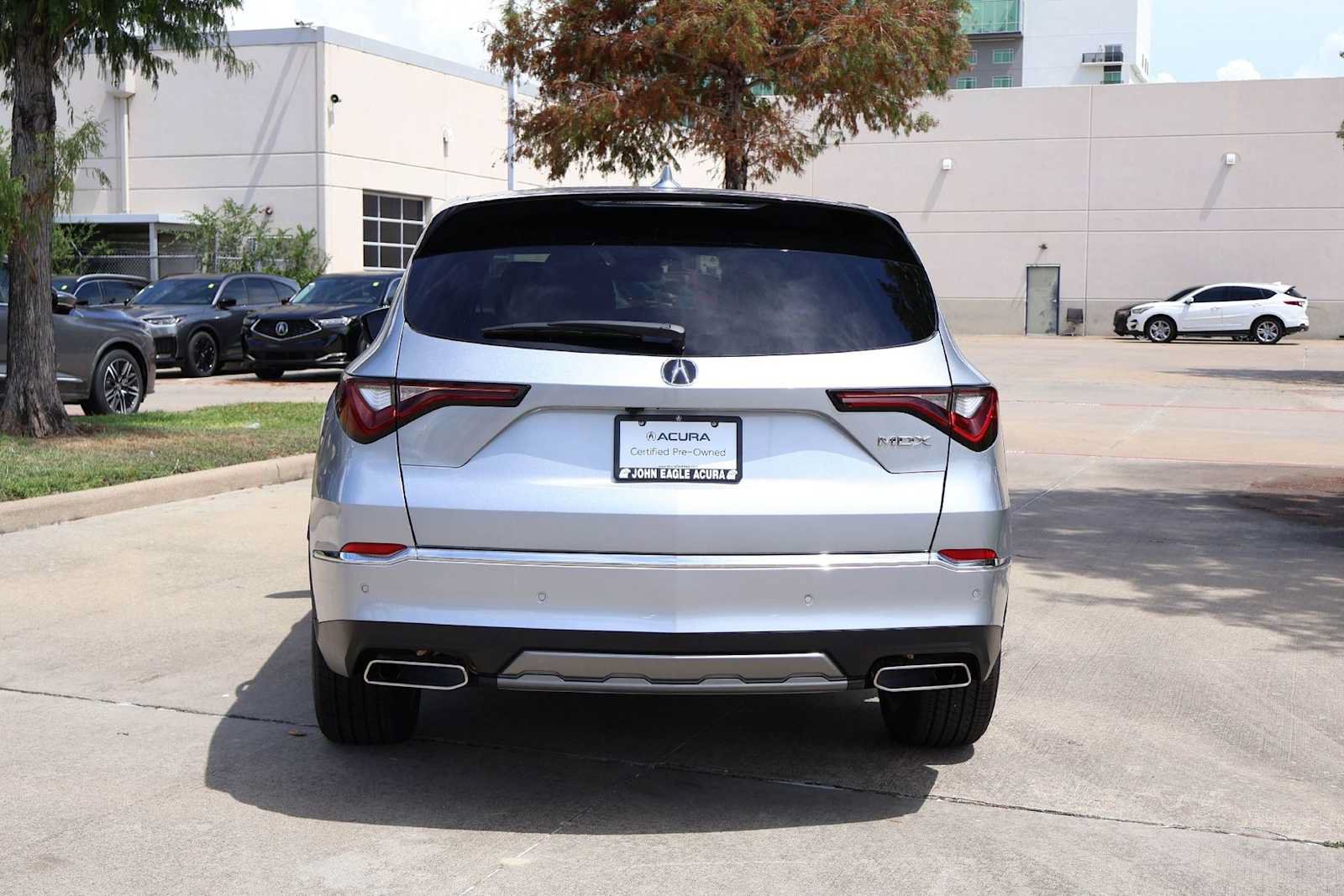 Certified 2026 Acura MDX w/ Technology Package FWD image 5