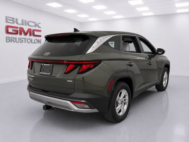 Used 2025 Hyundai Tucson SE AWD/4WD image 9