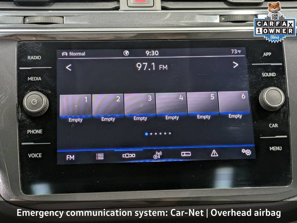 Used 2022 Volkswagen Tiguan SE w/ Panoramic Sunroof Package AWD/4WD image 16
