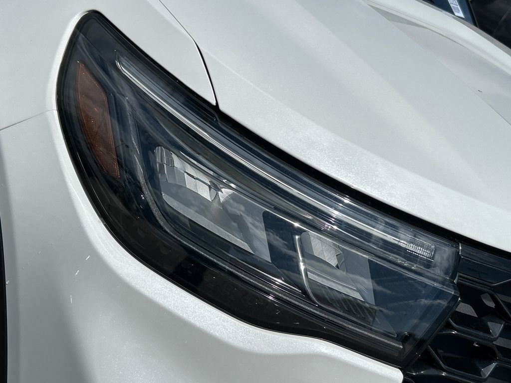 Used 2025 Ford Explorer ST-Line w/ ST-Line Street Pack AWD/4WD image 24