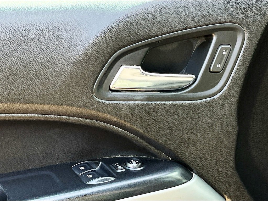 Used 2016 Chevrolet Colorado LT image 28