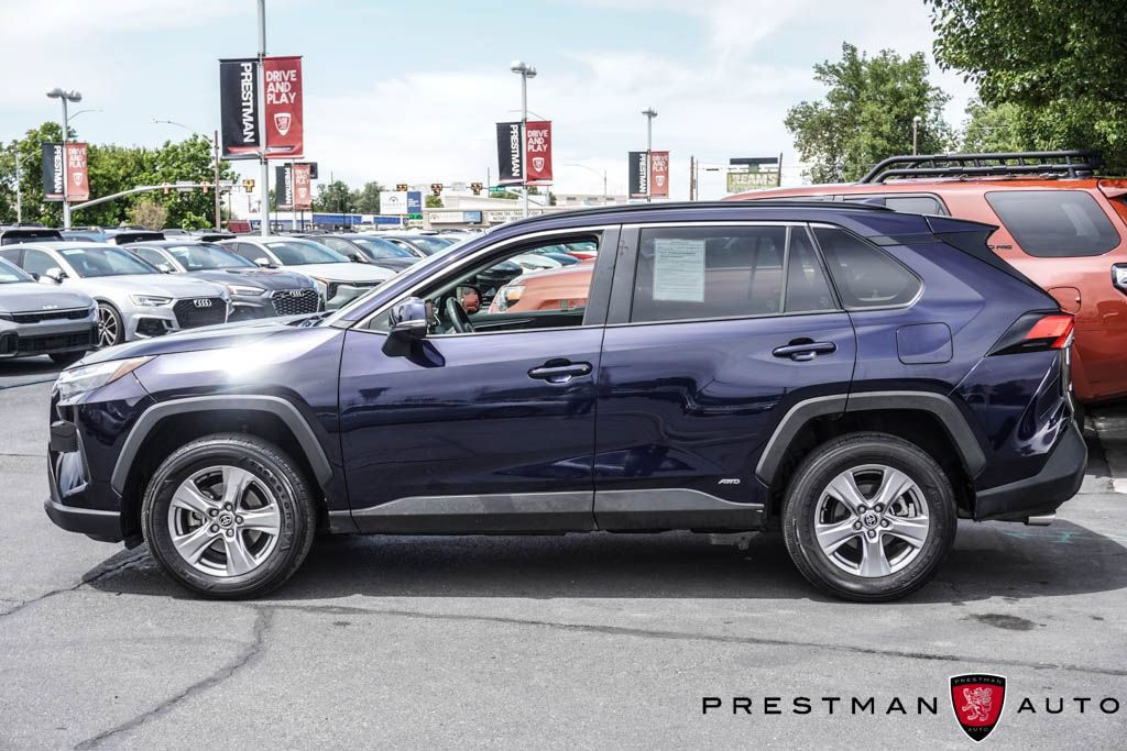 Used 2022 Toyota RAV4 XLE w/ Convenience Package AWD/4WD image 18