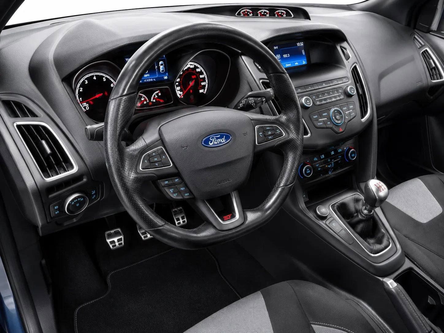 Used 2018 Ford Focus ST FWD image 26