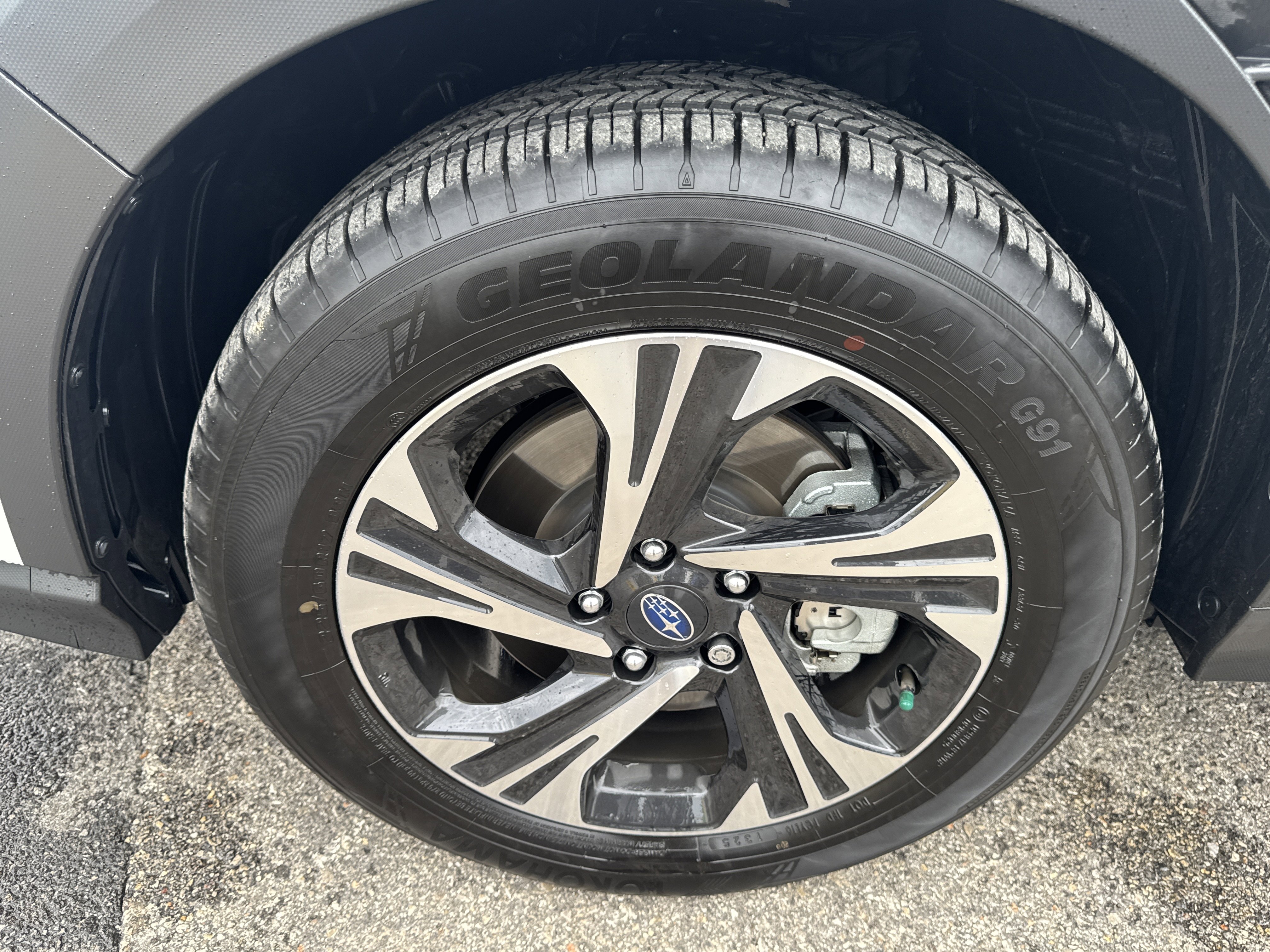 Certified 2025 Subaru Crosstrek 2.5i Premium image 9