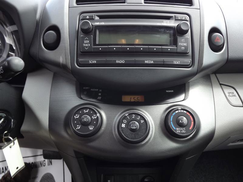Used 2012 Toyota RAV4 FWD w/ Value Pkg image 18