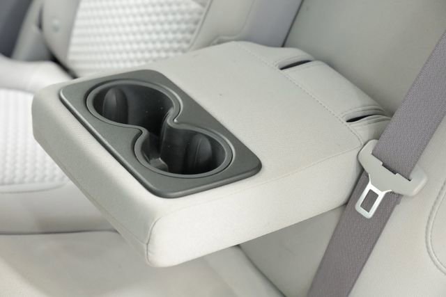 Used 2019 GMC Acadia SLE image 30