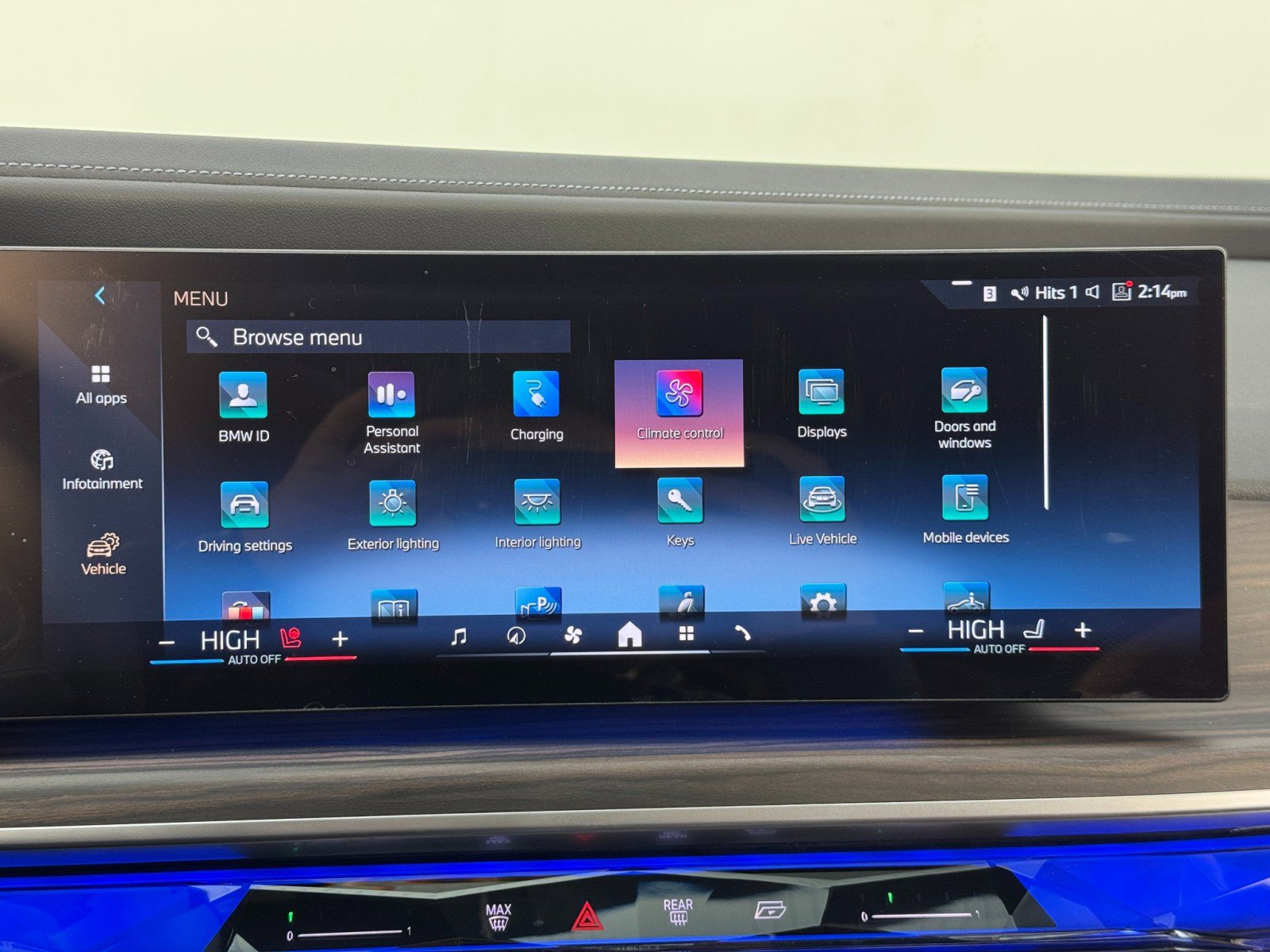 Used 2023 BMW i7 xDrive60 w/ Executive Package 2 image 30