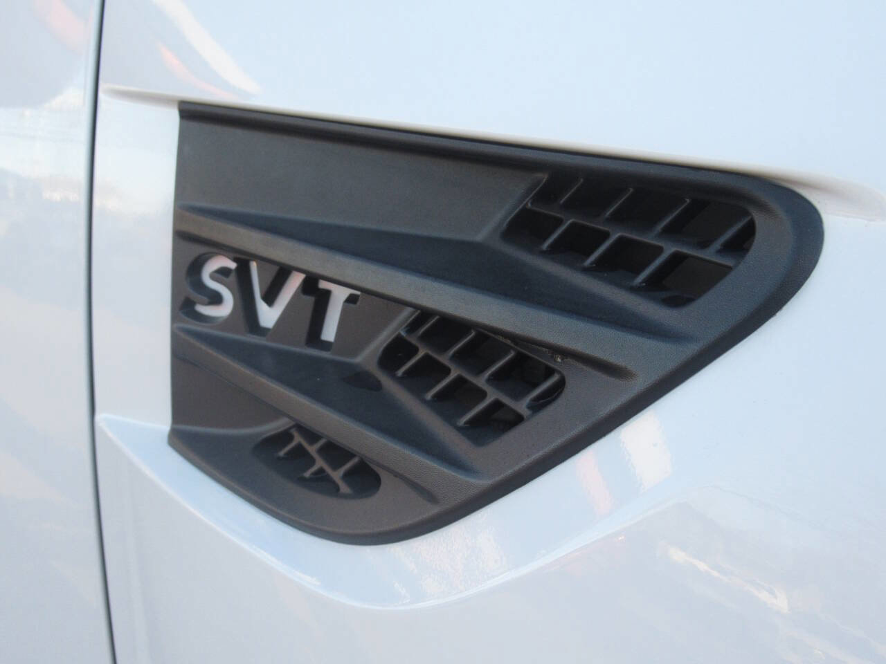 Used 2014 Ford F150 Raptor w/ Equipment Group 801A Luxury image 9