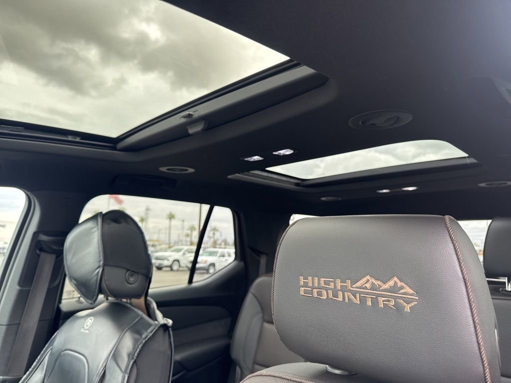 Used 2022 Chevrolet Traverse High Country w/ LPO, Floor Liner Package image 27