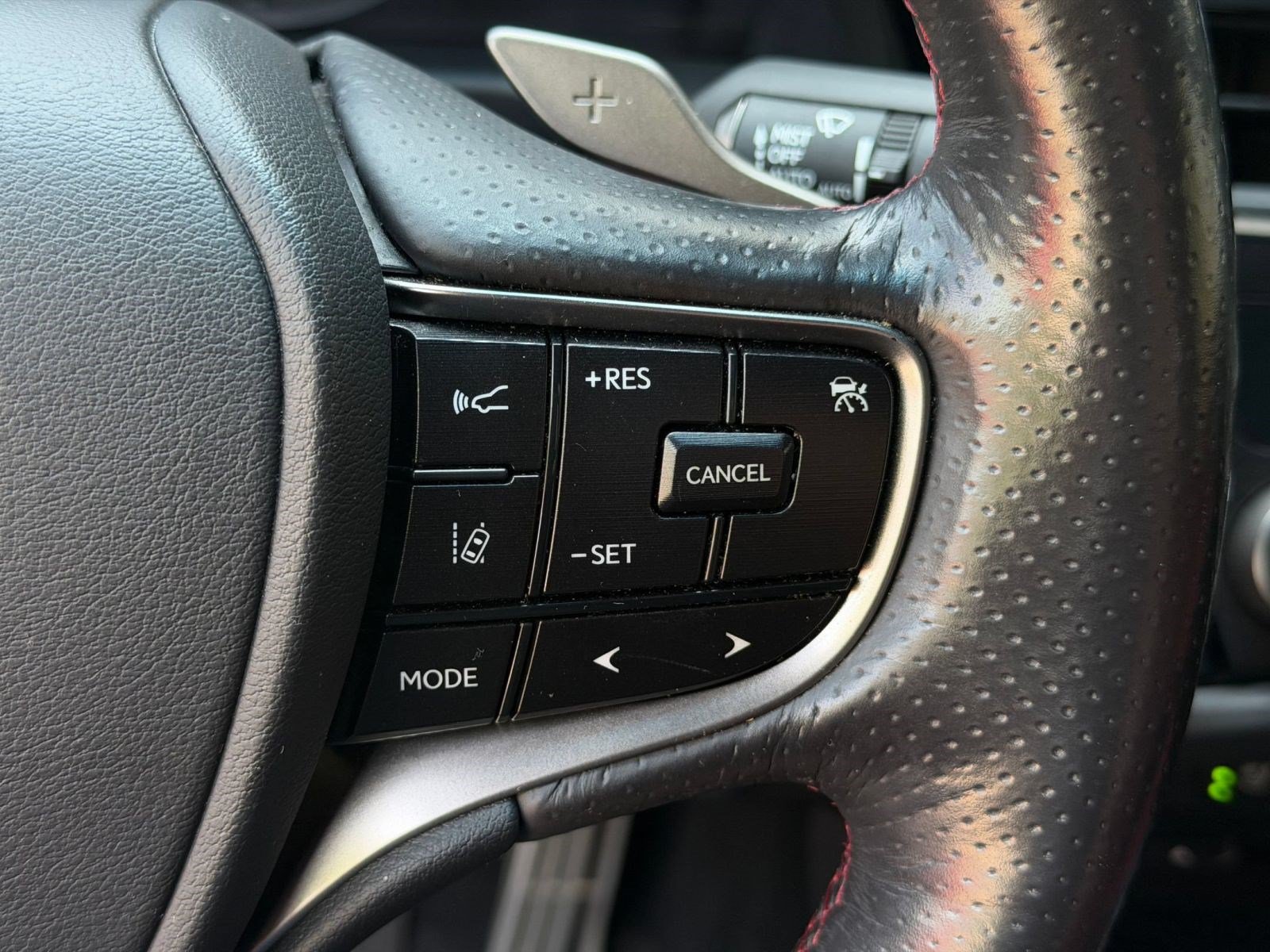 Certified 2022 Lexus ES 350 F Sport w/ Accessory Package FWD image 17