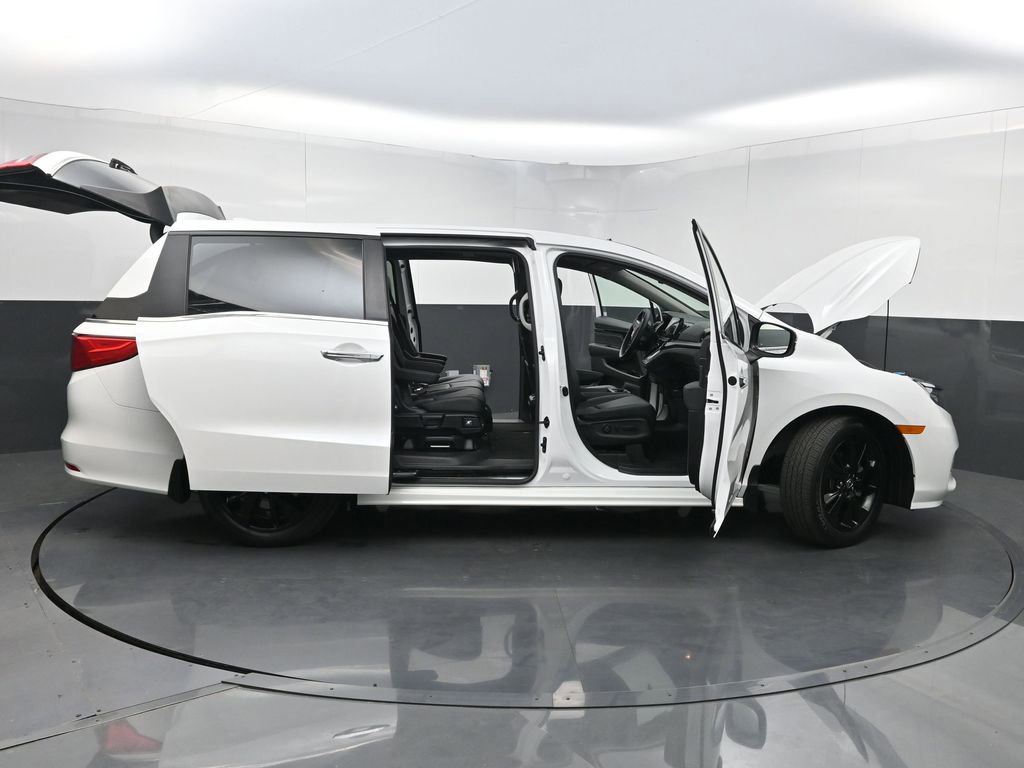 Used 2024 Honda Odyssey Touring image 41