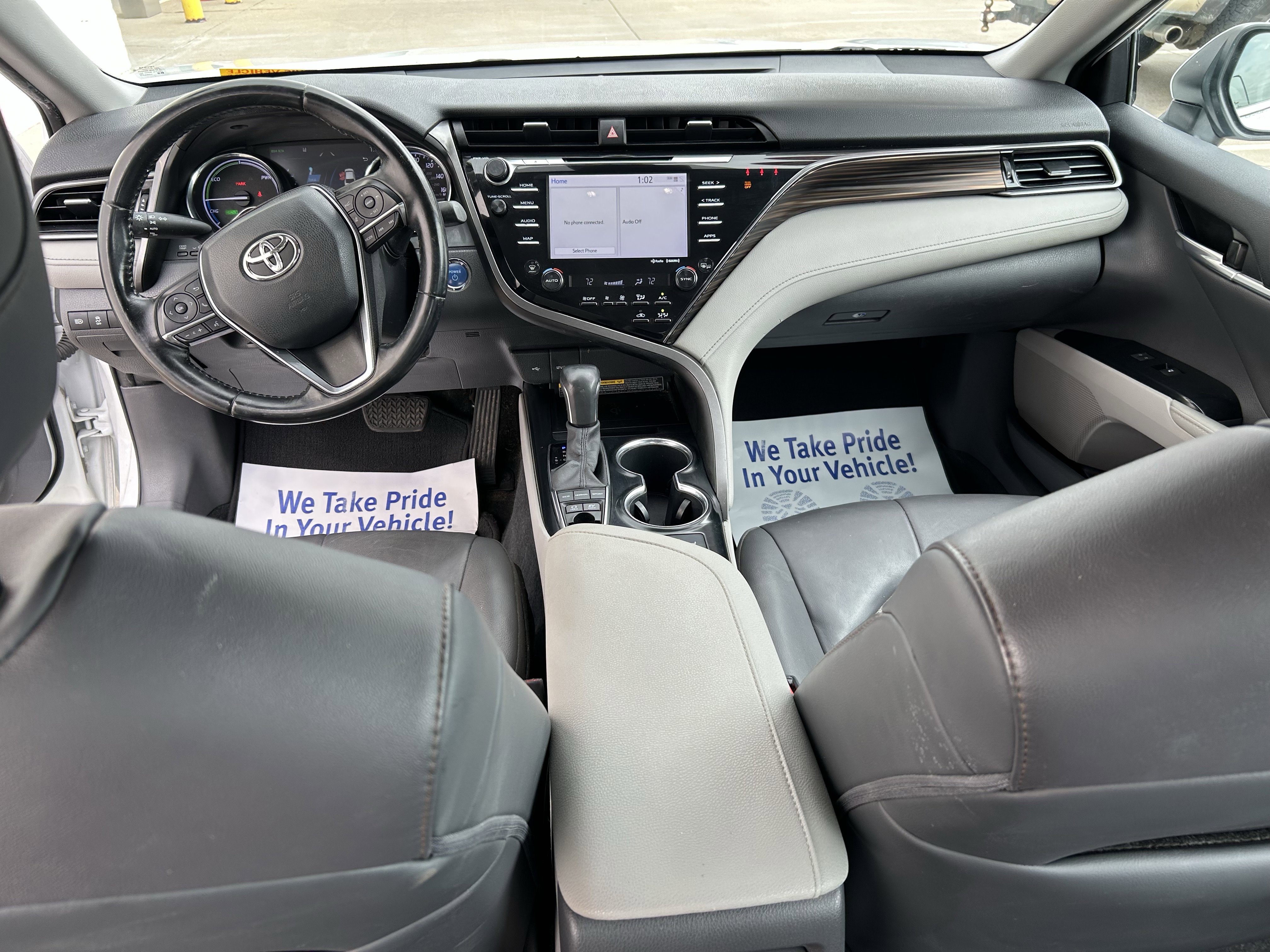 Certified 2020 Toyota Camry XLE w/ Four Season Floor Mat Package FWD image 21