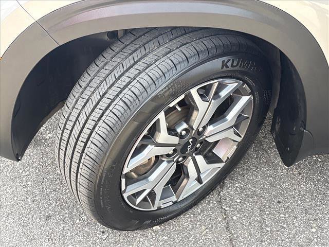 Used 2022 Kia Seltos EX image 24