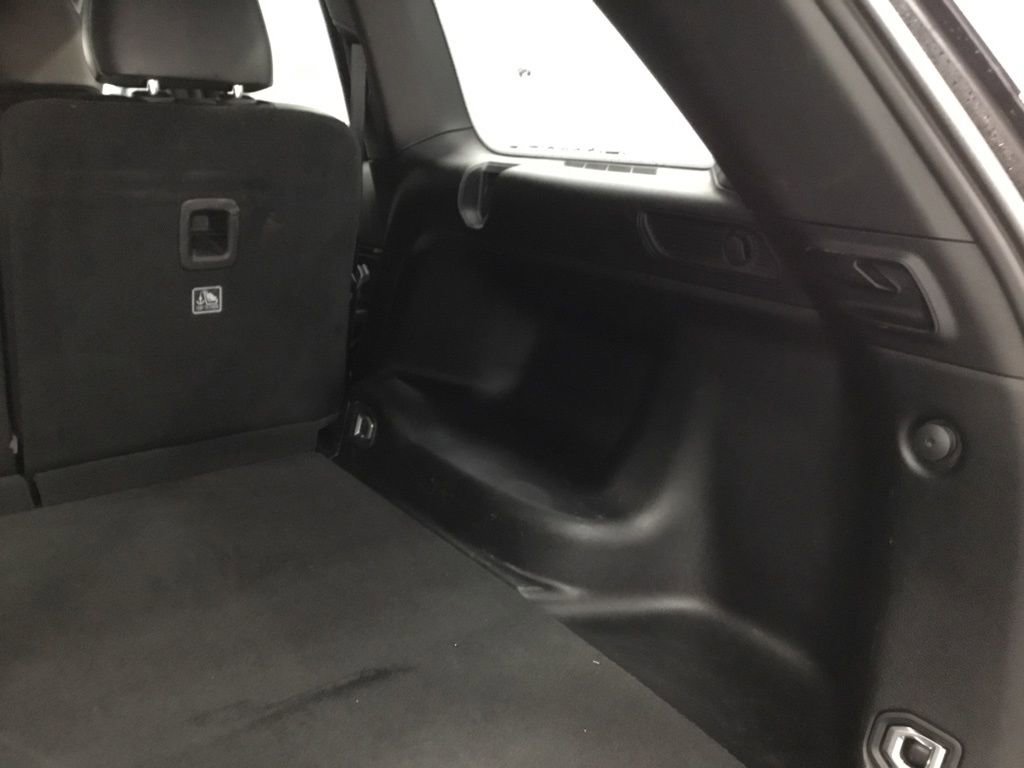 Used 2023 Jeep Grand Cherokee Altitude image 18