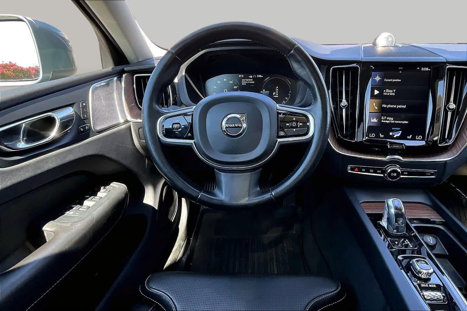 Used 2019 Volvo XC60 T8 Inscription w/ Advanced Package AWD/4WD image 5